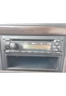 Volvo VNL Radio