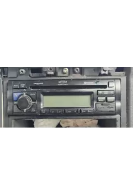 Volvo VNL Radio