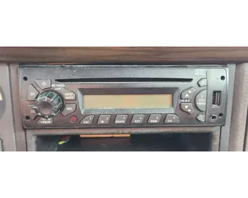 Volvo VNL Radio