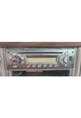 Volvo VNL Radio