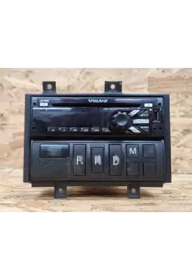 Volvo VNL Radio