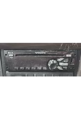 Volvo VNL Radio