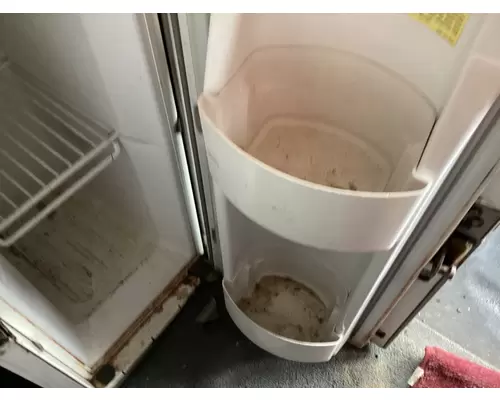 Volvo VNL Refrigerator