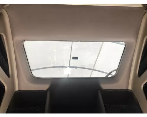 Volvo VNL Roof Glass