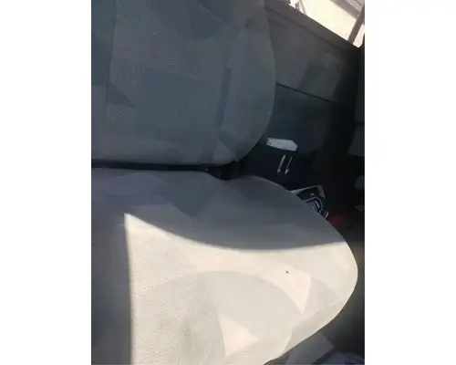 Volvo VNL Seat, Front