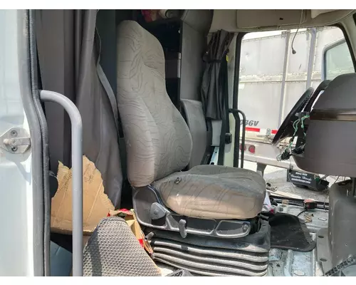 Volvo VNL Seat (Air Ride Seat)