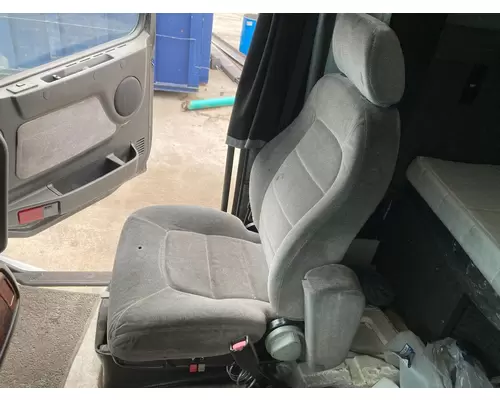 Volvo VNL Seat (Air Ride Seat)