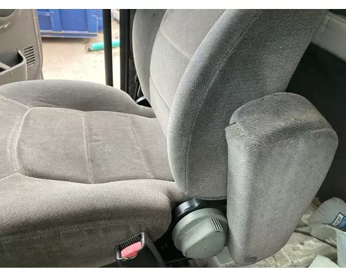 Volvo VNL Seat (Air Ride Seat)