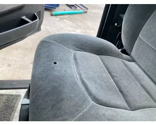 Volvo VNL Seat (Air Ride Seat)