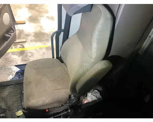 Volvo VNL Seat (Air Ride Seat)