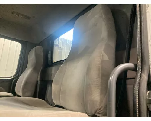 Volvo VNL Seat (Air Ride Seat)