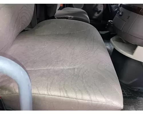 Volvo VNL Seat (Air Ride Seat)