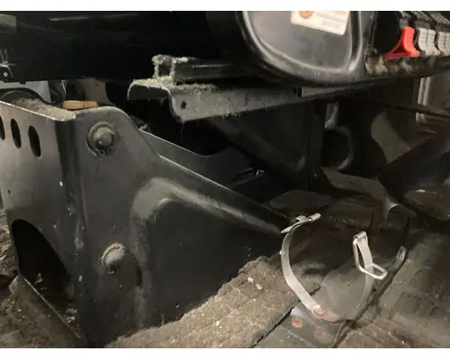 Volvo VNL Seat (Air Ride Seat)