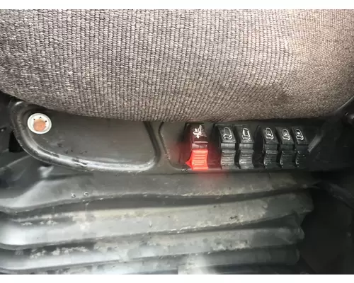 Volvo VNL Seat (non-Suspension)