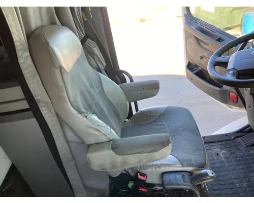 Volvo VNL Seat (non-Suspension)