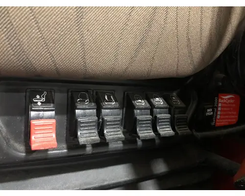 Volvo VNL Seat (non-Suspension)