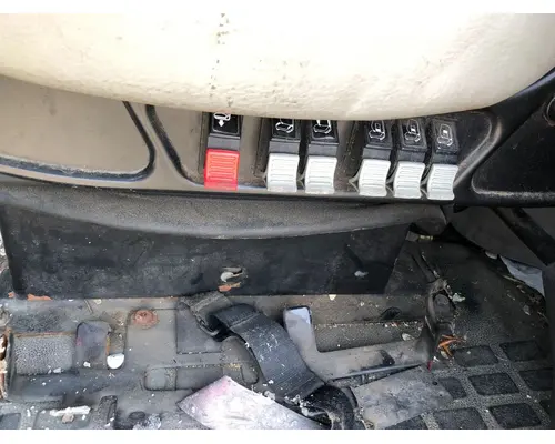 Volvo VNL Seat (non-Suspension)