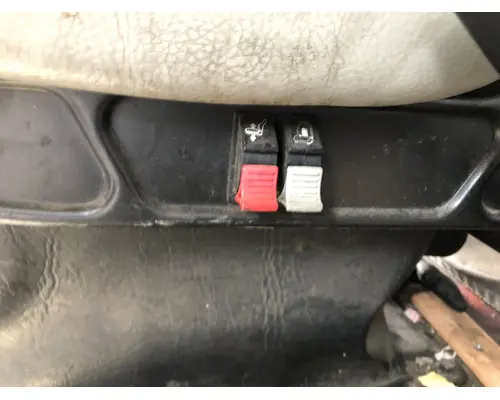 Volvo VNL Seat (non-Suspension)