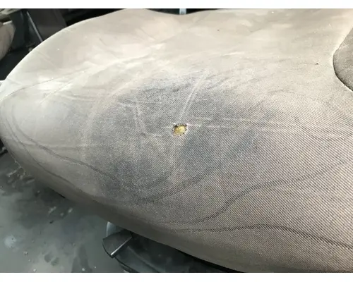 Volvo VNL Seat (non-Suspension)