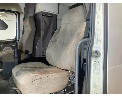 Volvo VNL Seat (non-Suspension)