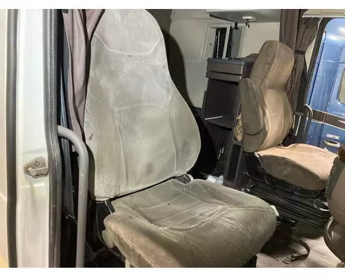 Volvo VNL Seat (non-Suspension)