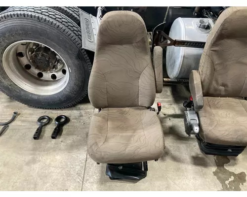 Volvo VNL Seat (non-Suspension)