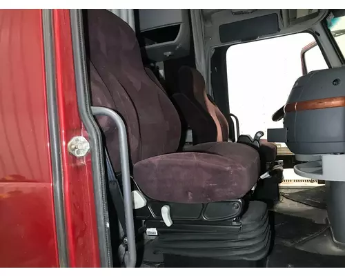 Volvo VNL Seat (non-Suspension)