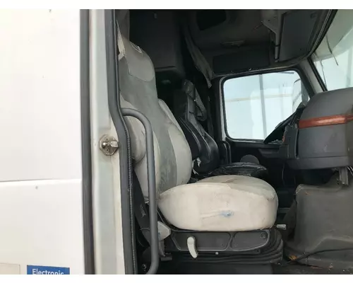 Volvo VNL Seat (non-Suspension)