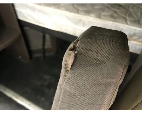 Volvo VNL Seat (non-Suspension)
