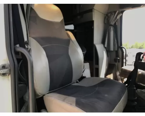 Volvo VNL Seat (non-Suspension)