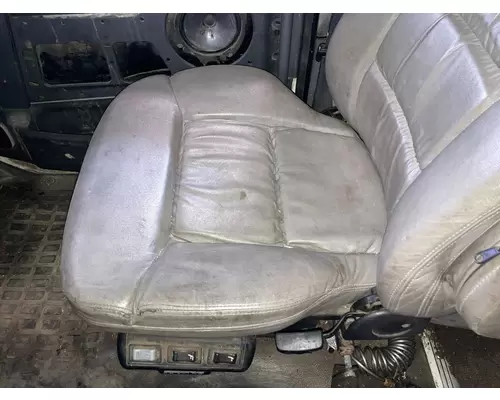 Volvo VNL Seat (non-Suspension)