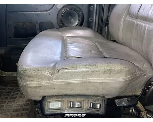 Volvo VNL Seat (non-Suspension)