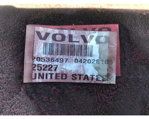 Volvo VNL Side Fairing