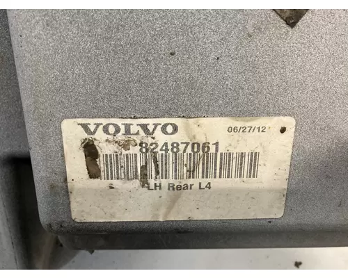 Volvo VNL Skirt