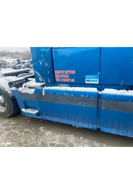 Volvo VNL Skirt