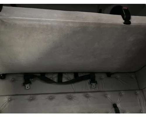 Volvo VNL Sleeper Bunk