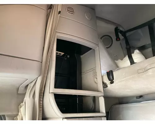 Volvo VNL Sleeper Cabinets