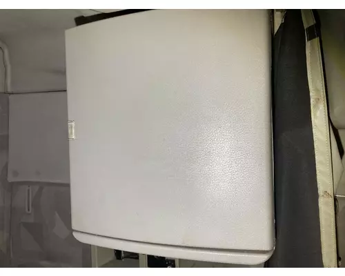 Volvo VNL Sleeper Cabinets