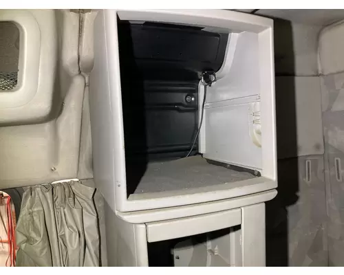 Volvo VNL Sleeper Cabinets