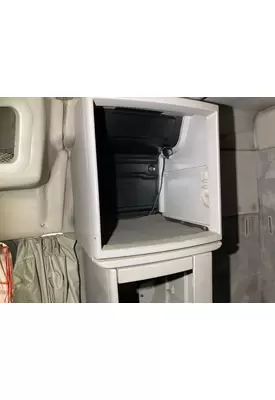 Volvo VNL Sleeper Cabinets