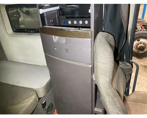 Volvo VNL Sleeper Cabinets