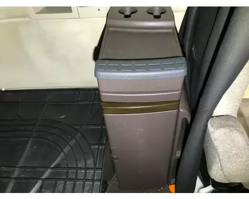 Volvo VNL Sleeper Cabinets