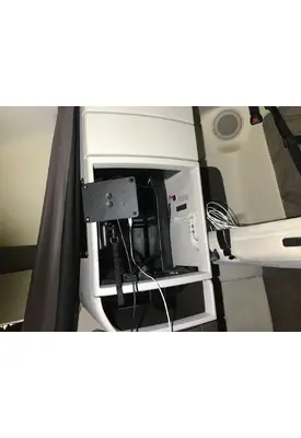 Volvo VNL Sleeper Cabinets
