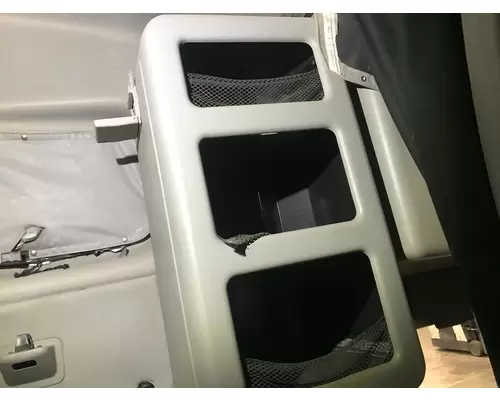 Volvo VNL Sleeper Cabinets