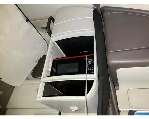 Volvo VNL Sleeper Cabinets