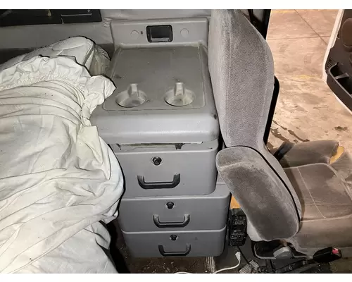Volvo VNL Sleeper Cabinets