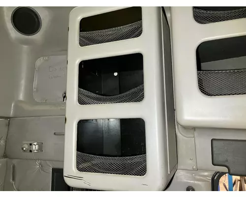 Volvo VNL Sleeper Cabinets