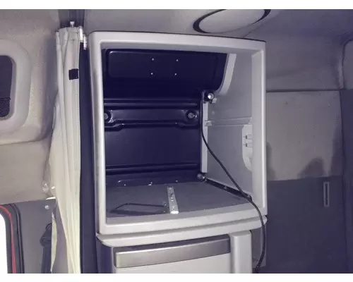 Volvo VNL Sleeper Cabinets
