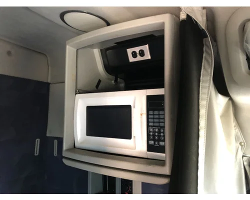 Volvo VNL Sleeper Cabinets