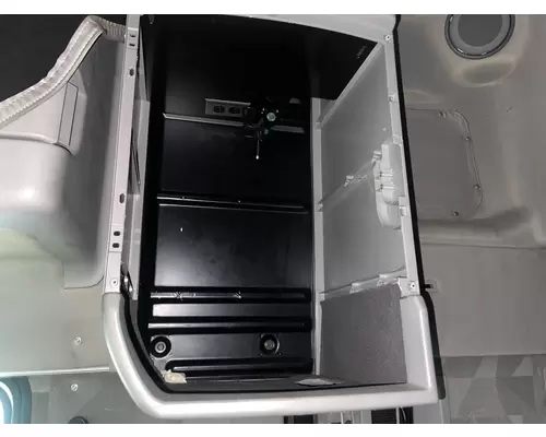 Volvo VNL Sleeper Cabinets
